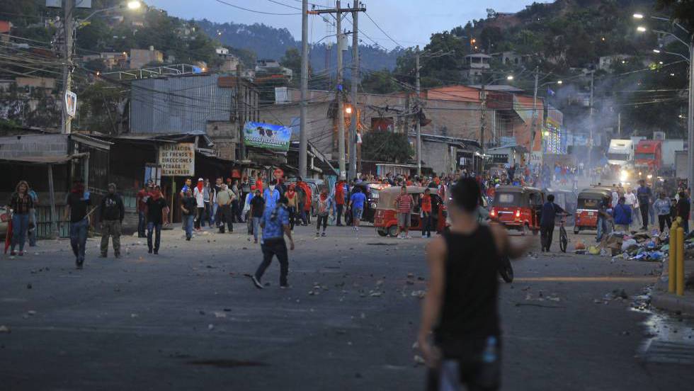 Le Honduras : de nouveau l’arrière-cour d’enjeux régionaux ? (Le point de vue de Christophe Ventura/ IRIS)